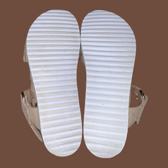 Walking Cradles Huntley Sandal Size 8 - Picture 5 of 7